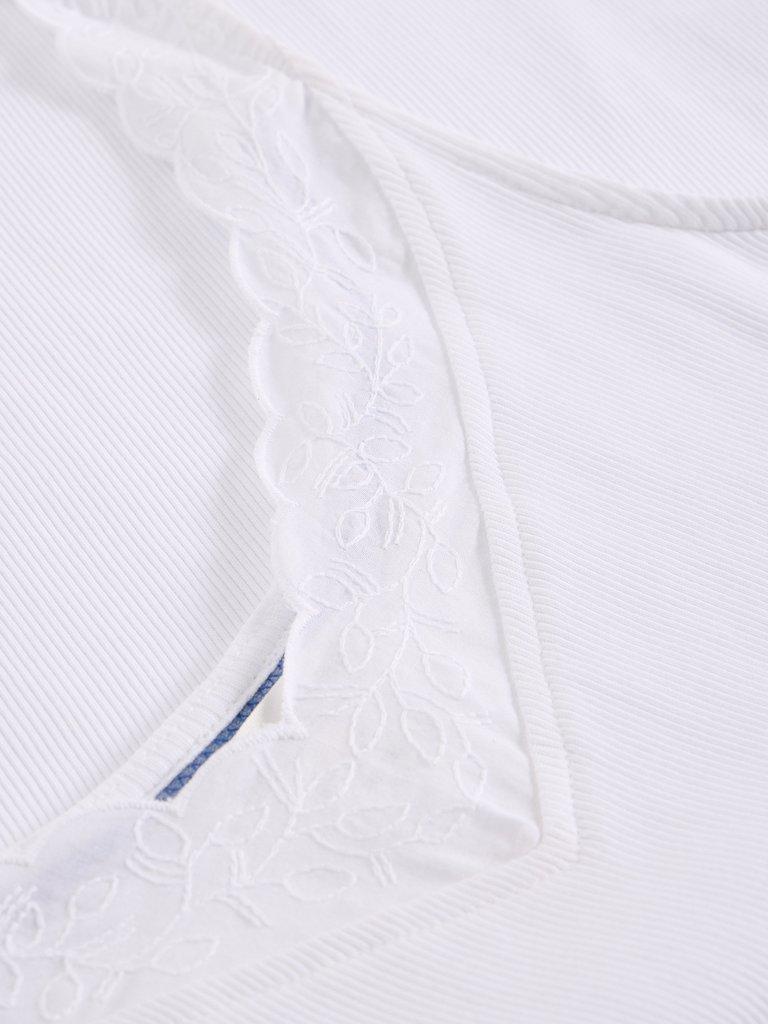 SEABREEZE SLEEVELESS VEST in BRIL WHITE - FLAT DETAIL