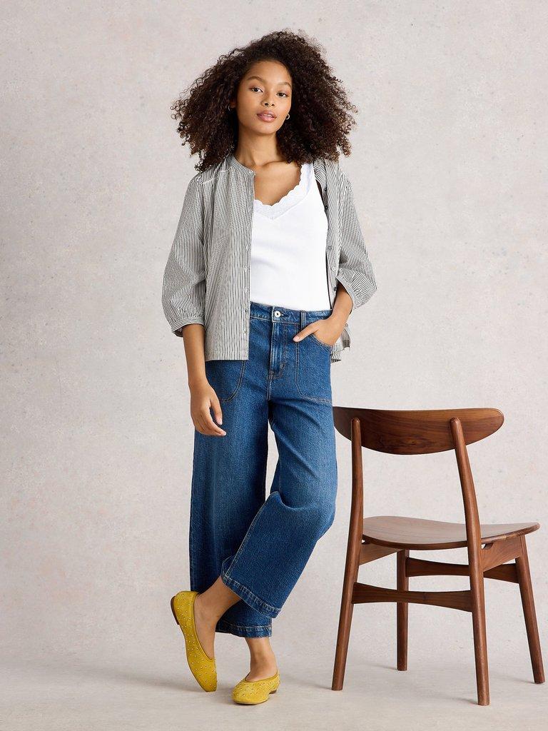 SEABREEZE SLEEVELESS VEST in BRIL WHITE - MODEL FRONT
