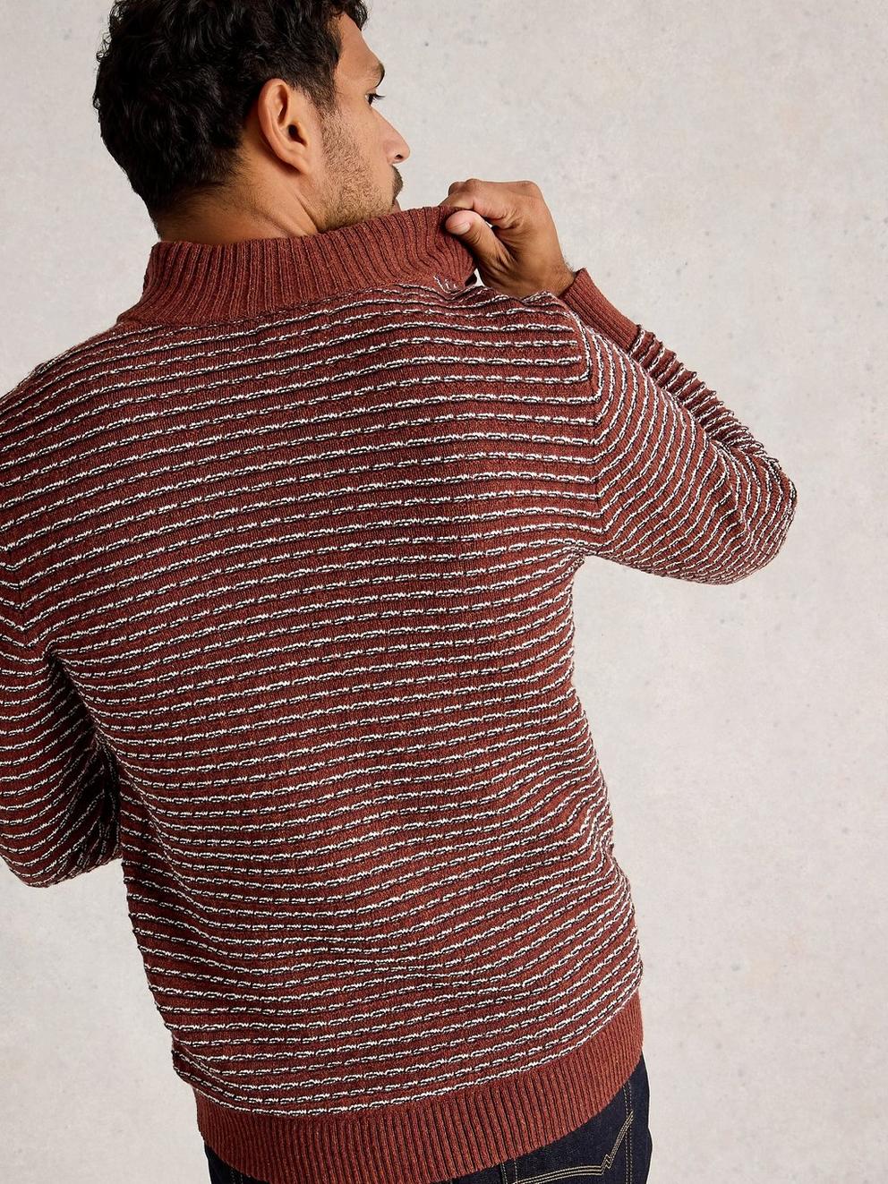 Textured Stripe Funnel in RED MLT - MODEL BACK