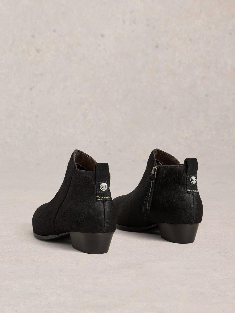 Willow Leather Pony Ankle Boot in PURE BLK - FLAT BACK