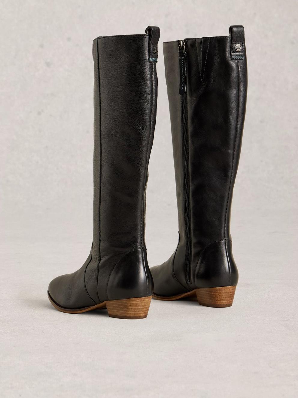 Willow Knee High Leather Boot in PURE BLK - FLAT BACK