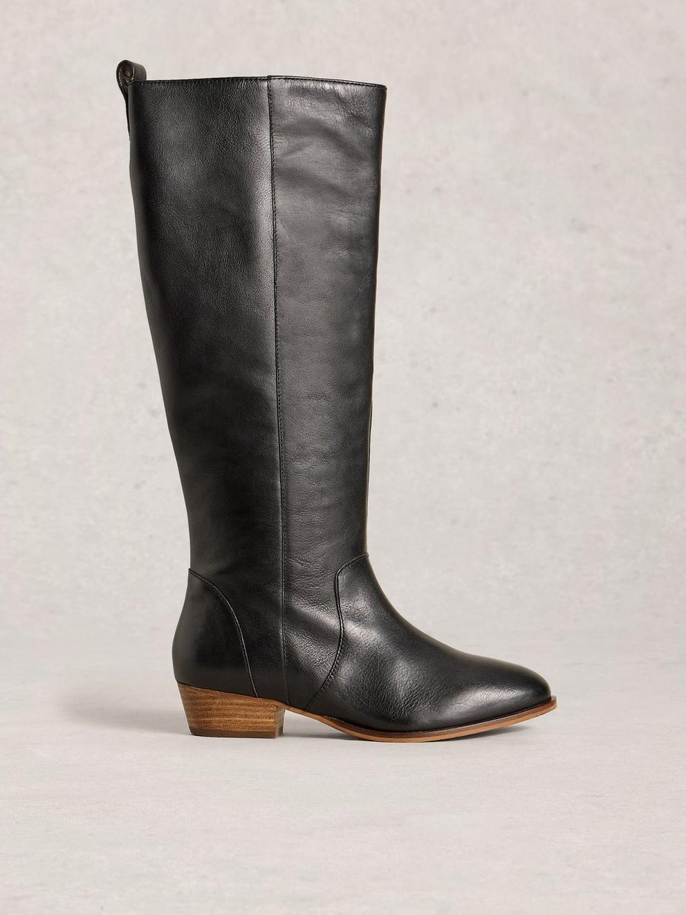 Willow Knee High Leather Boot in PURE BLK - LIFESTYLE