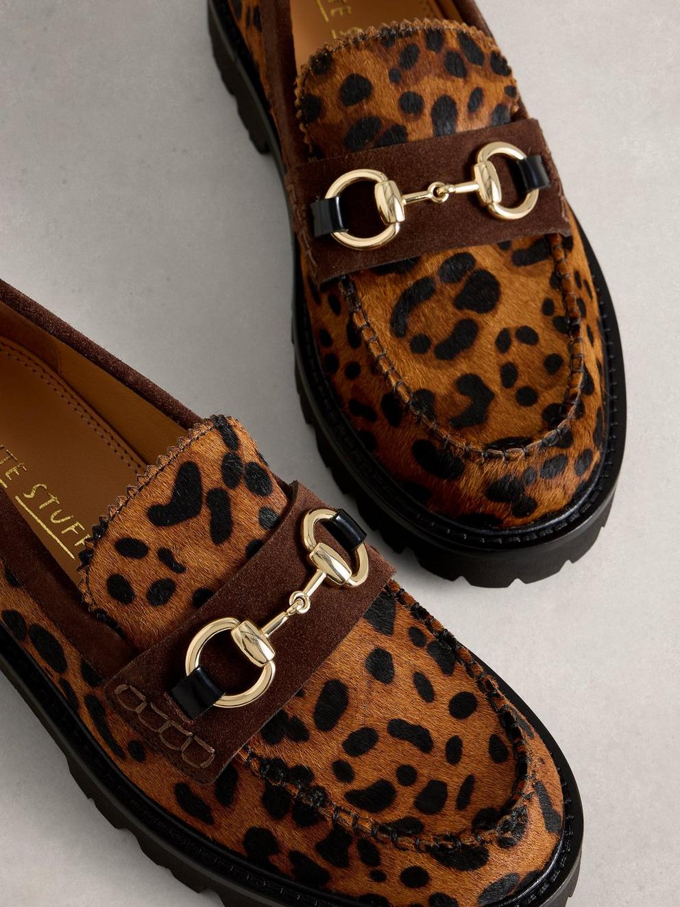 Laura Chunky Loafer in DK BROWN - FLAT DETAIL