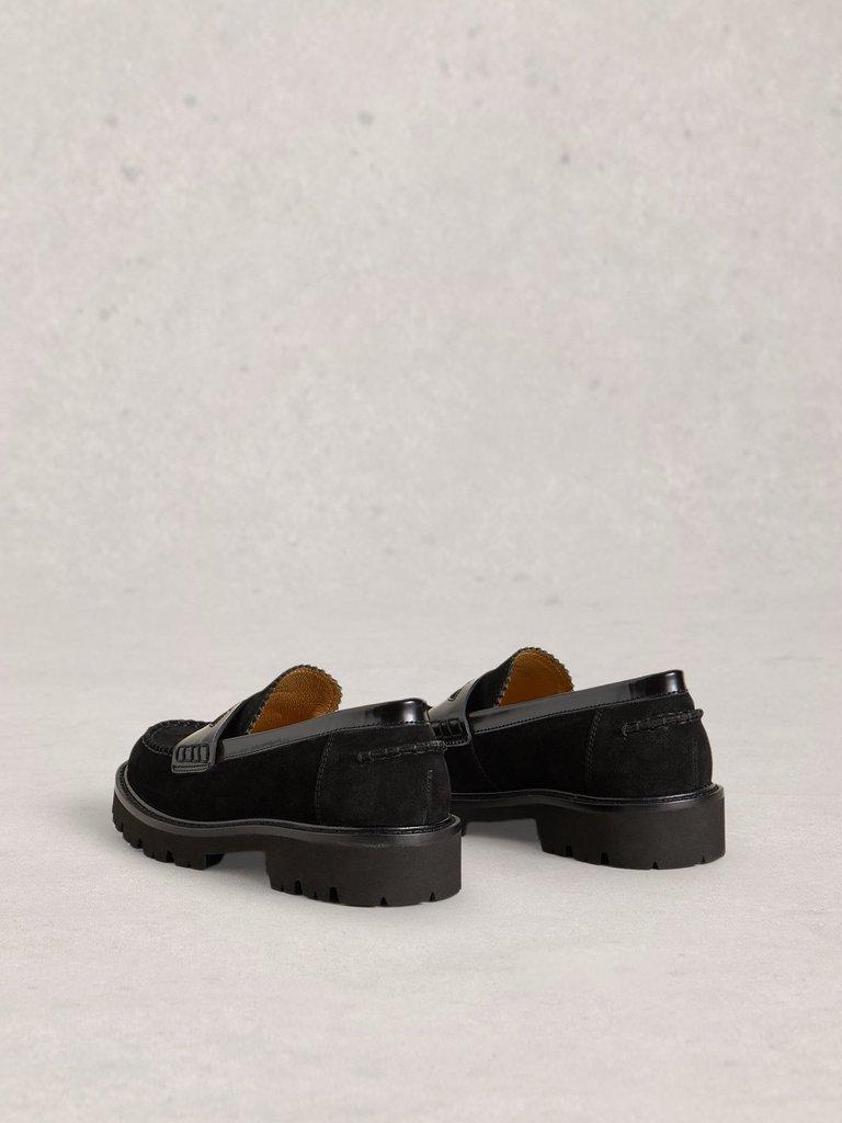 Laura Chunky Loafer in PURE BLK - FLAT BACK
