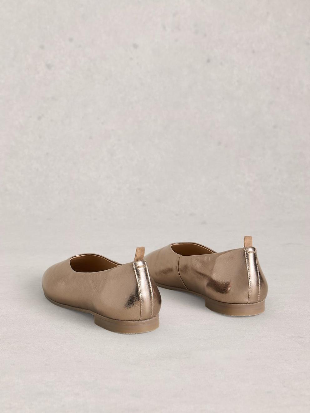 Cheri Ballerina Leather Pump in PEWTER MET - FLAT BACK