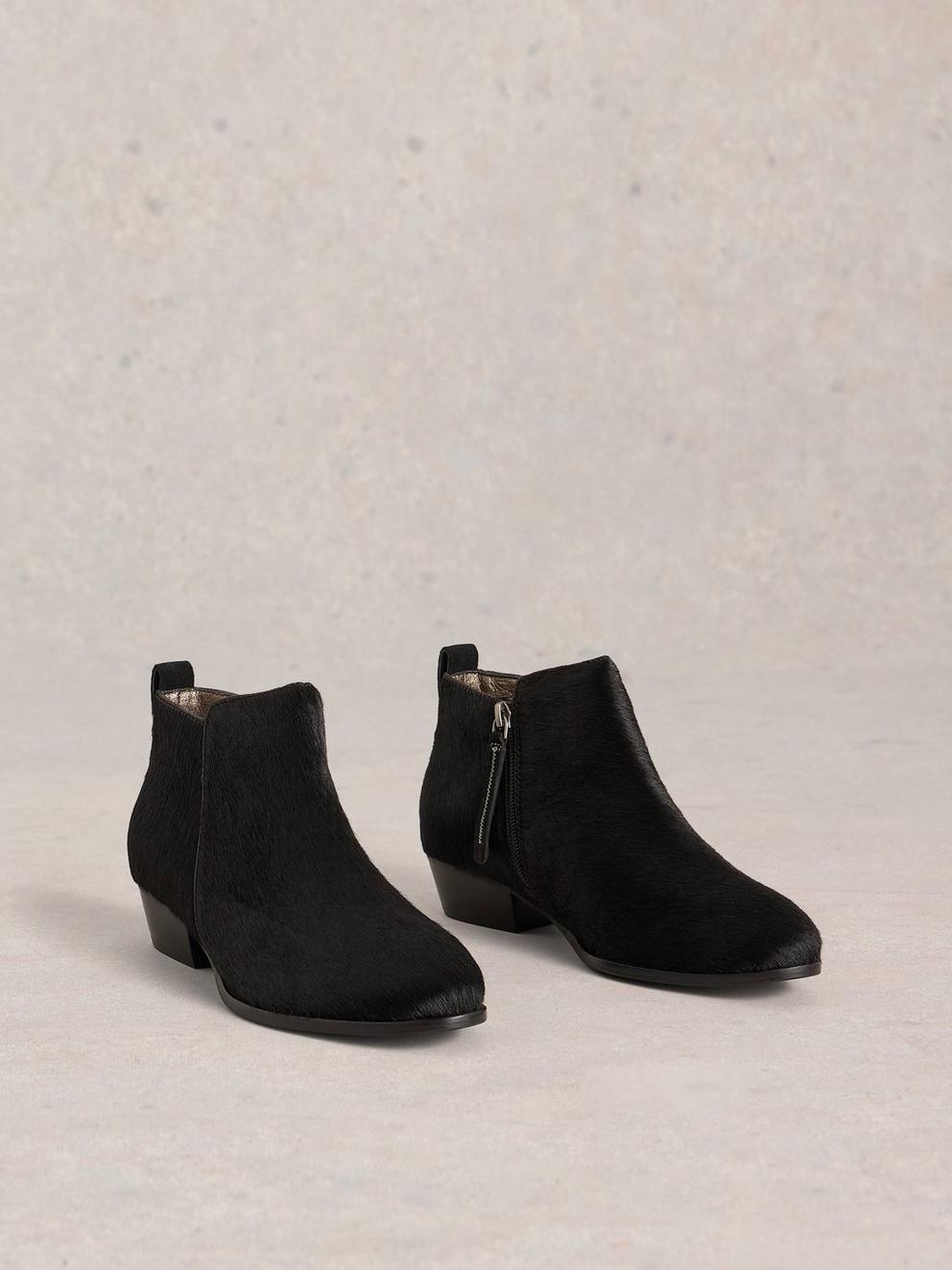 Wide Fit Pony Ankle Boot in PURE BLK - FLAT FRONT