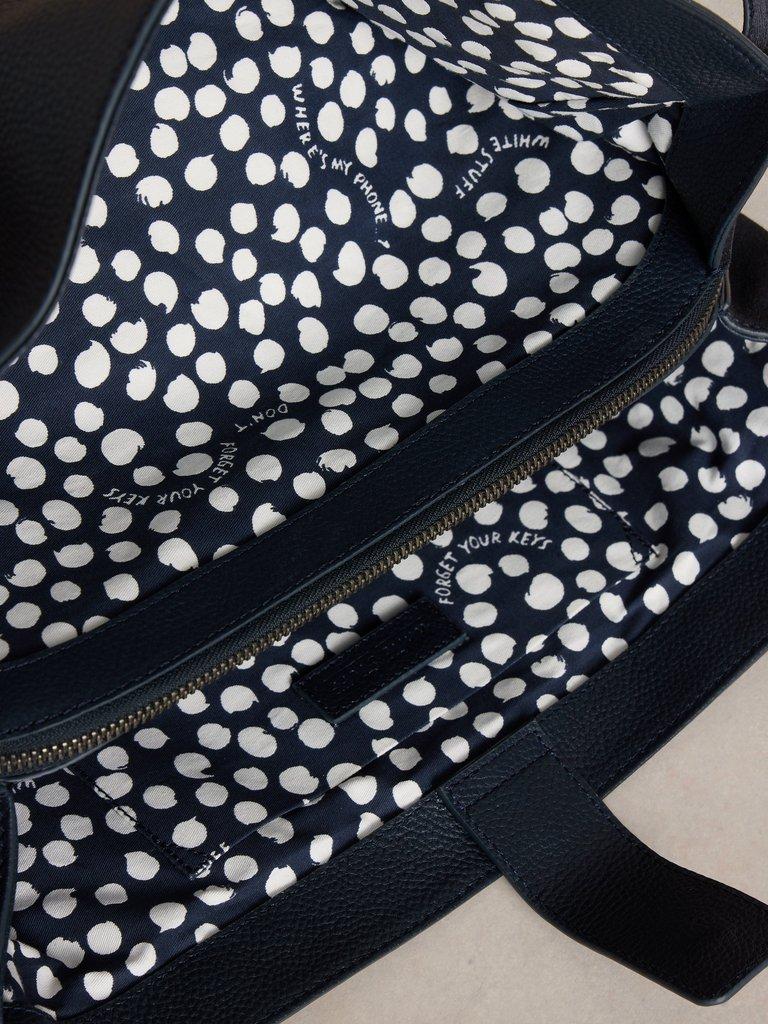 Hettie Leather Tote in DARK NAVY - FLAT DETAIL
