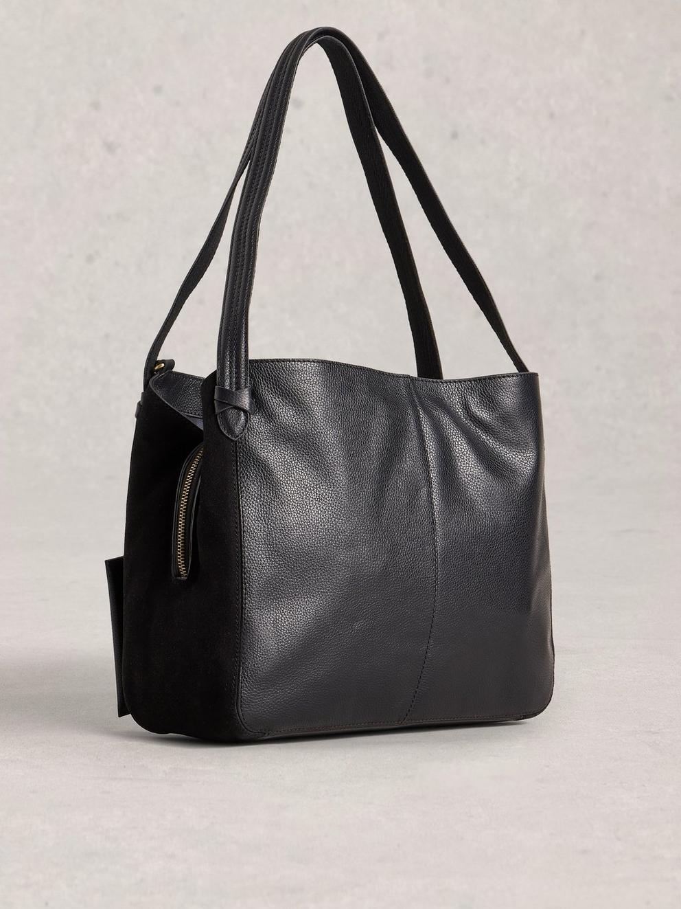Hettie Leather Tote in PURE BLK - FLAT BACK
