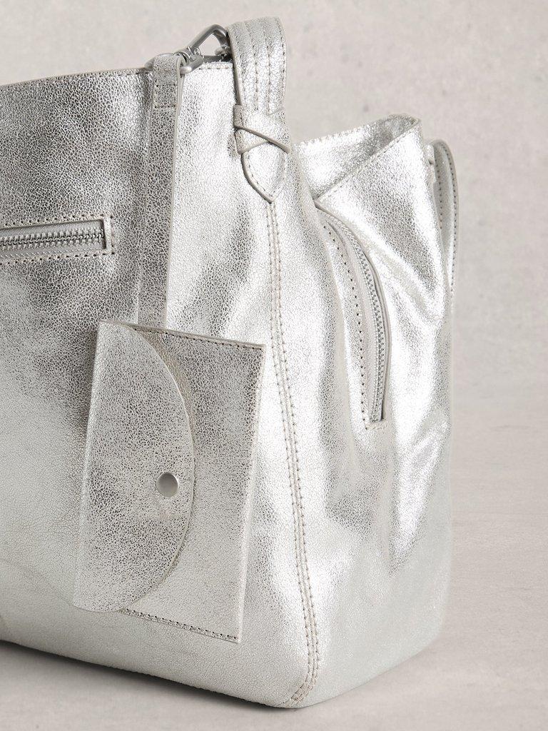 Hettie Leather Tote in SLV TN MET - MODEL DETAIL