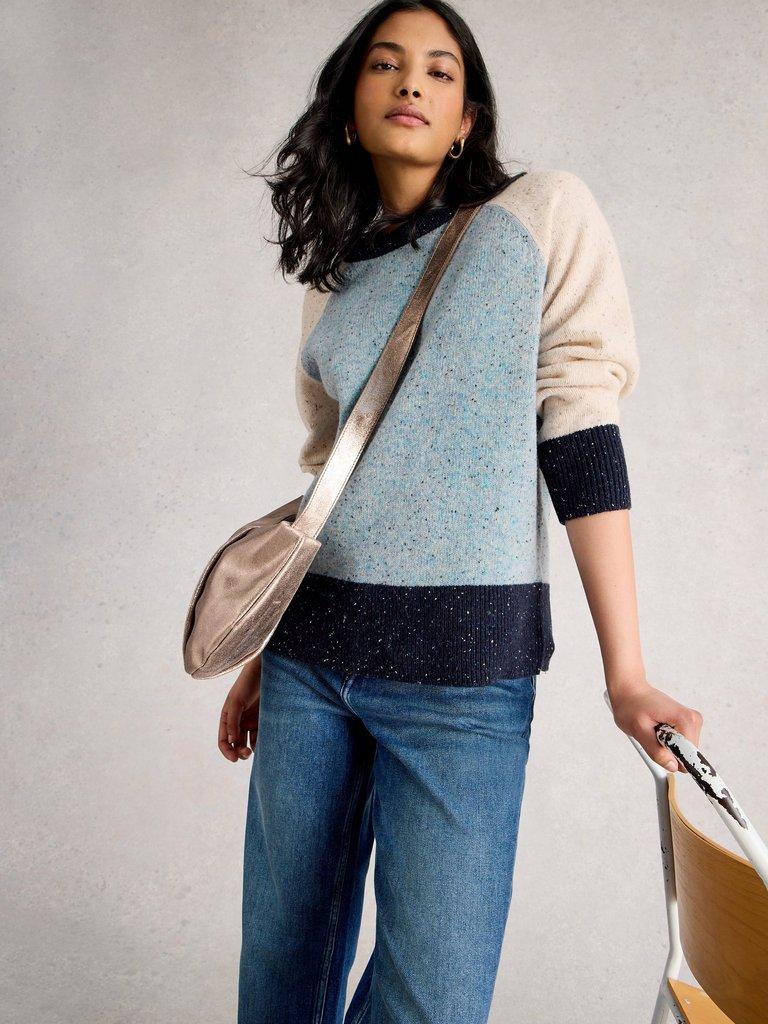 COLOURBLOCK NEP JUMPER in BLUE MLT - MODEL DETAIL