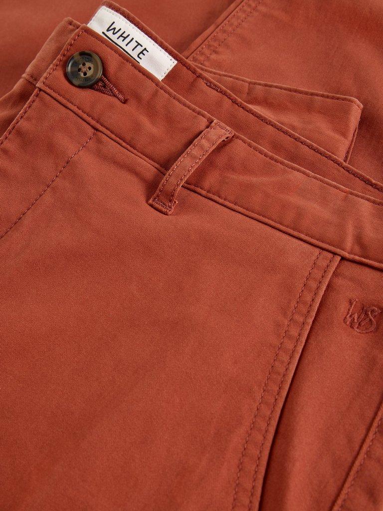Elm Chino in DARK TAN - FLAT DETAIL