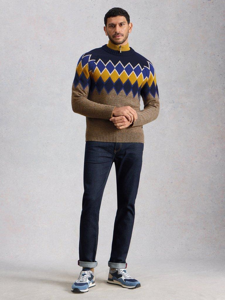 Alton Argyle Crew Neck in NAT MLT - MODEL FRONT