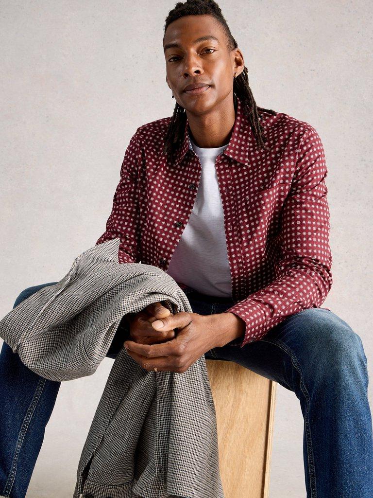 Salcombe Star Geo Print Shirt in PLUM PR - LIFESTYLE