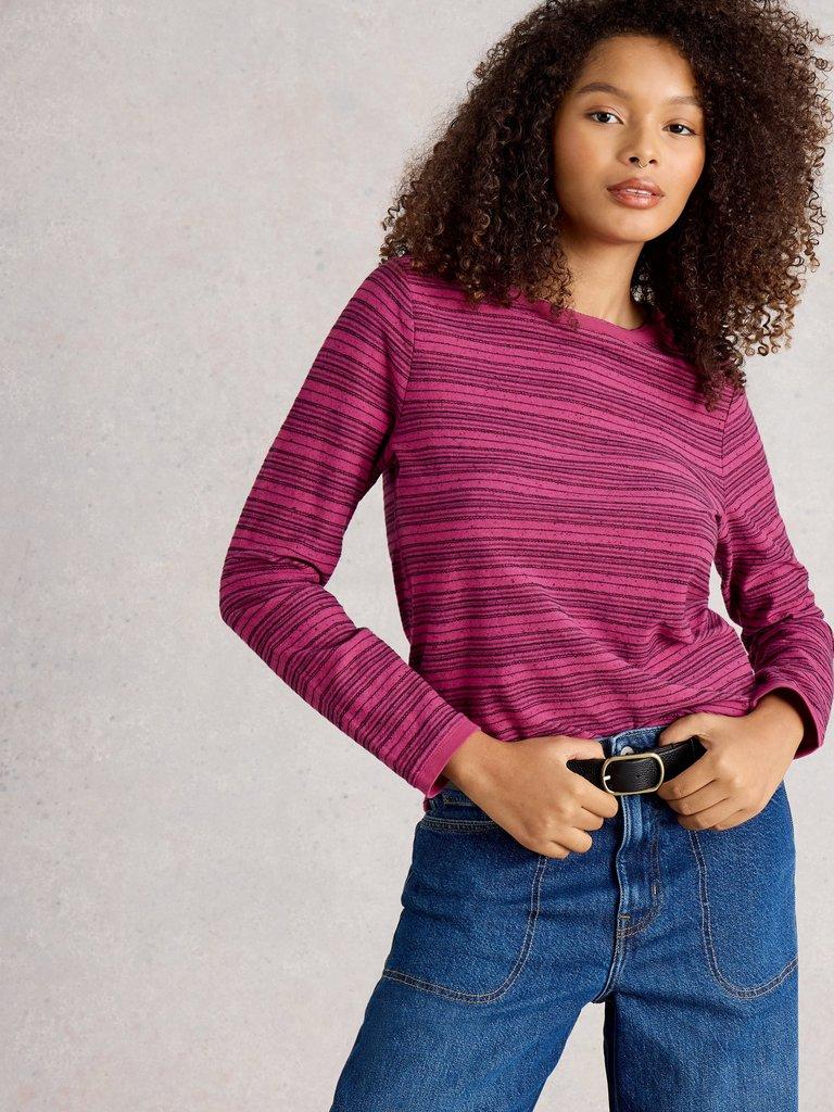 CLARA STITCH TEE in DK PLUM - MODEL DETAIL