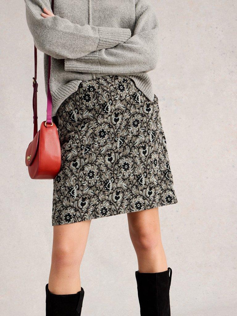 Coral Jacquard Skirt in GREY MLT - MODEL DETAIL