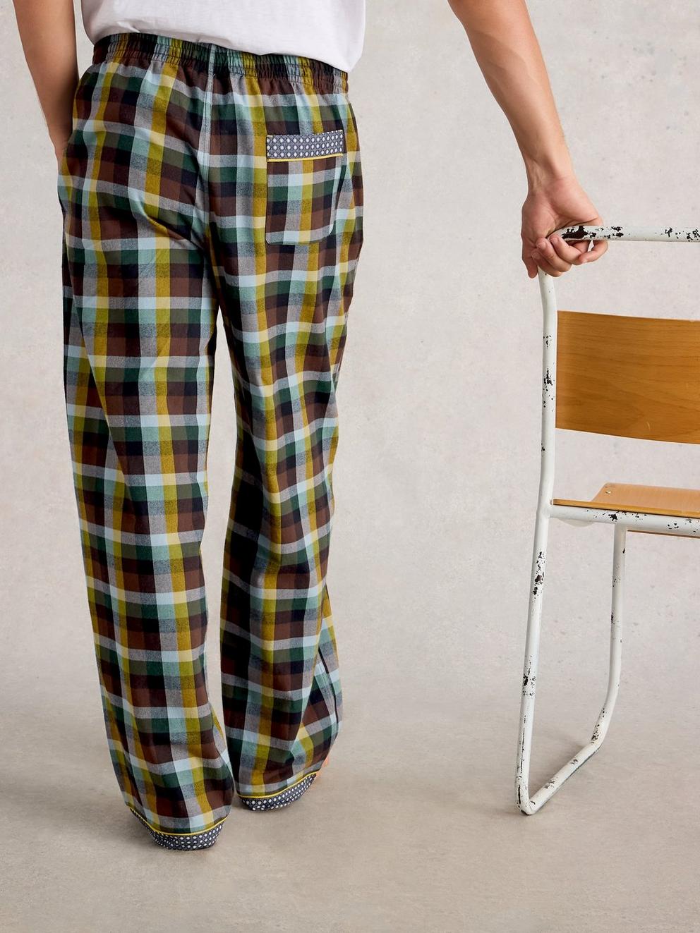 Flannel Moorland PJ Trousers in GREEN MLT - MODEL BACK