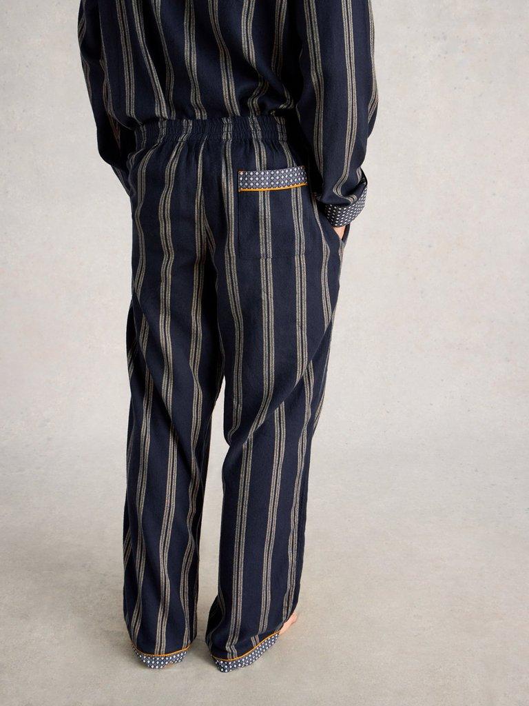 Flannel Moorland PJ Trousers in NAVY MULTI - MODEL BACK