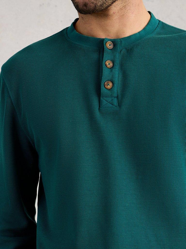 Helston Waffle Henley in MID GREEN - MODEL DETAIL