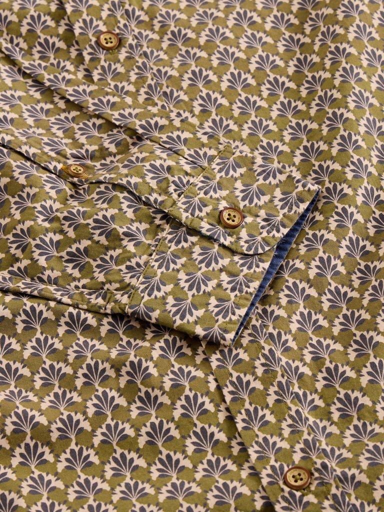 Finsbury Fan Geo Print Shirt in GREEN PR - FLAT DETAIL
