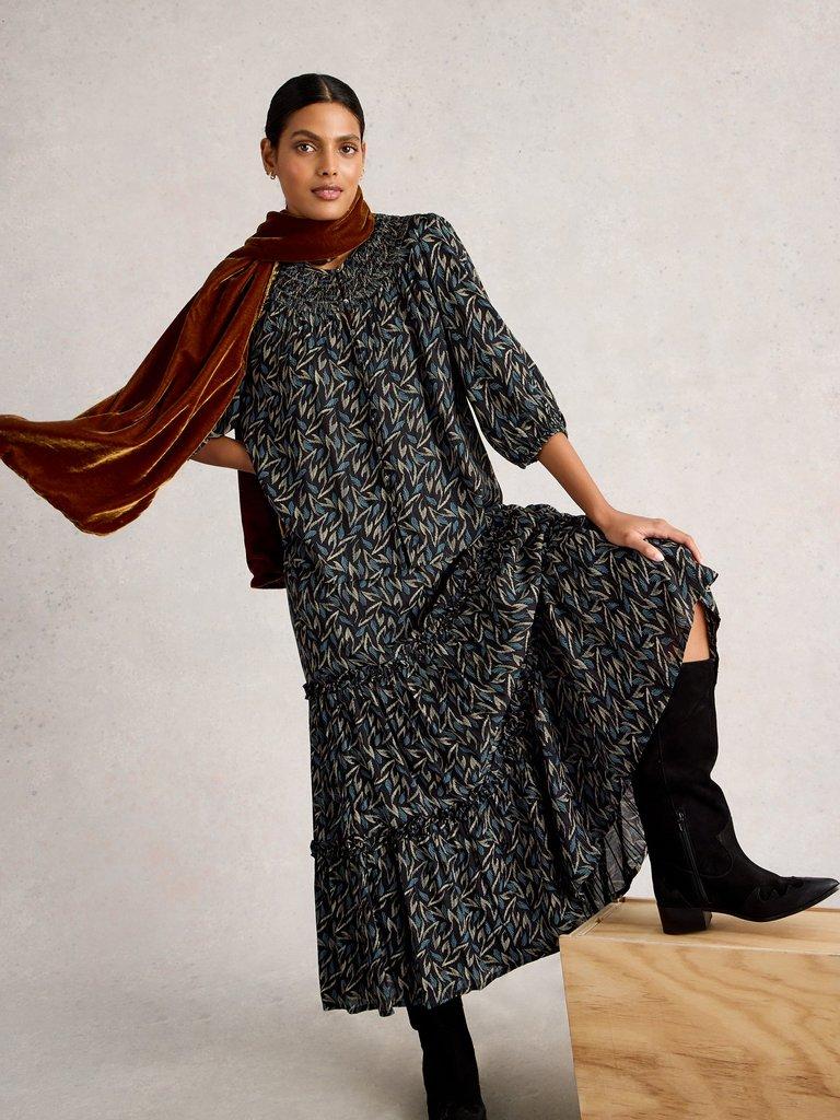 Remi Metallic Top in BLK MLT - LIFESTYLE