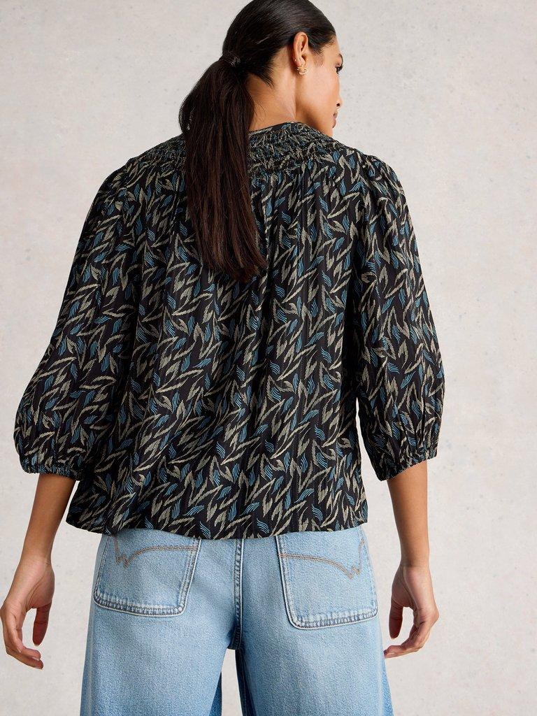 Remi Metallic Top in BLK MLT - MODEL BACK