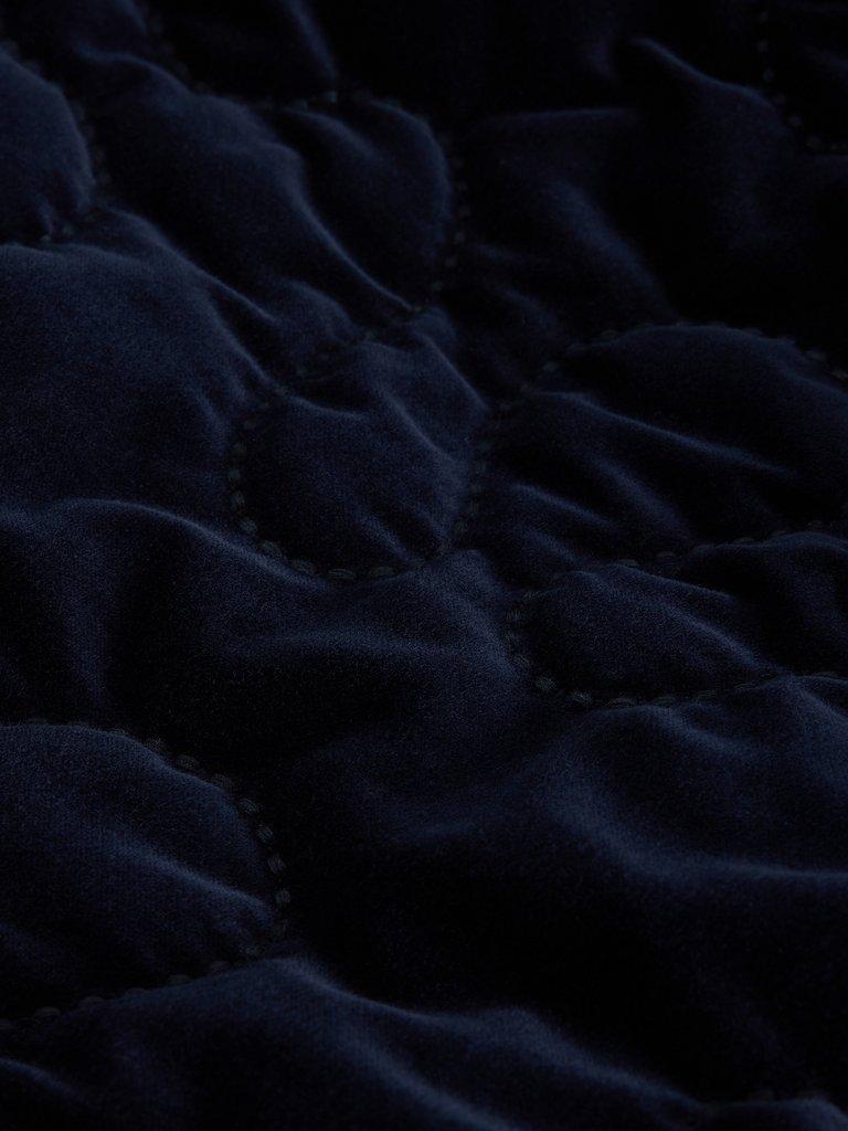 Gigi Velvet Quilted Gilet in DARK NAVY - FLAT DETAIL