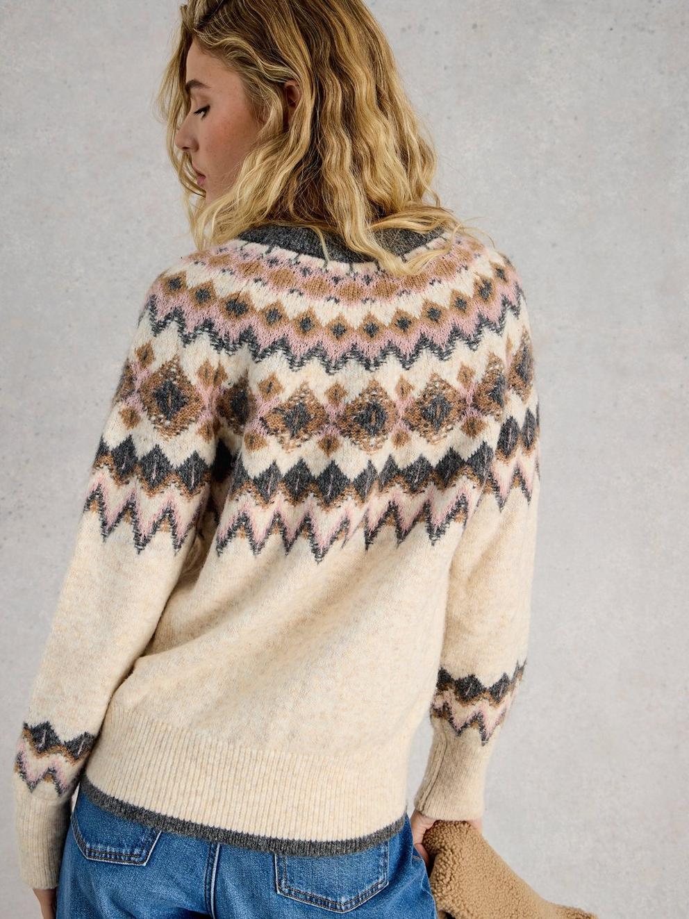 ARCTIC FAIRISLE JUMPER in NAT MLT - MODEL BACK