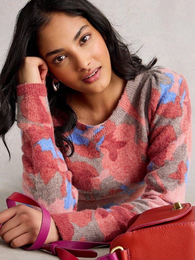 JODIE PRINTED CREW NECK JUMPER in RED PR - LIFESTYLE