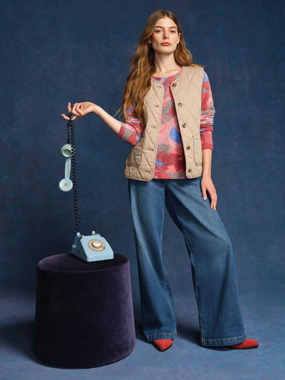 JODIE PRINTED CREW NECK JUMPER in RED PR - MIXED