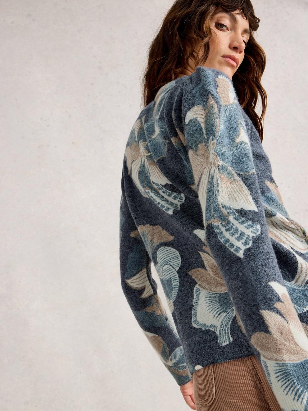 JODIE PRINTED FOIL JUMPER in NAVY PR - MODEL BACK