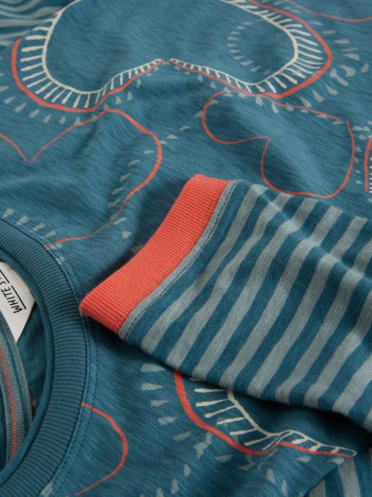 CLARA LONG SLEEVE CREW NECK TEE in BLUE MLT - FLAT DETAIL