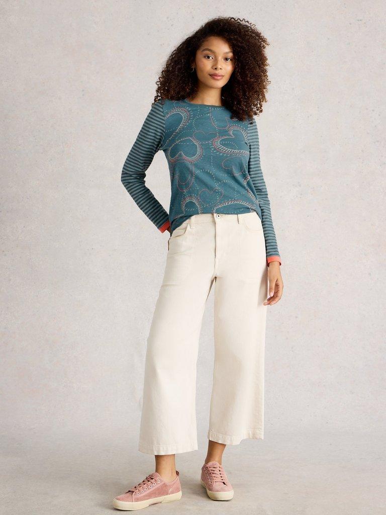 CLARA LONG SLEEVE CREW NECK TEE in BLUE MLT - MODEL FRONT