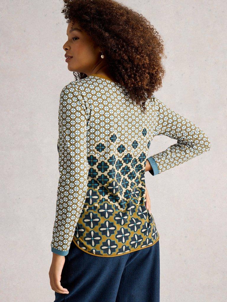 CLARA LONG SLEEVE CREW NECK TEE in CHART PR - MODEL BACK