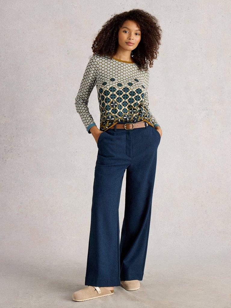 CLARA LONG SLEEVE CREW NECK TEE in CHART PR - MODEL FRONT