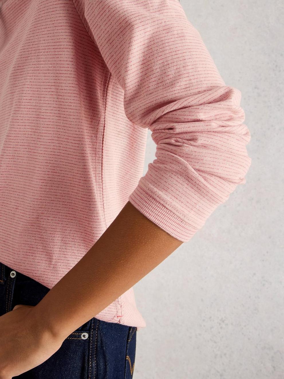 CLARA LS SPARKLE TEE in DUS PINK - MODEL DETAIL