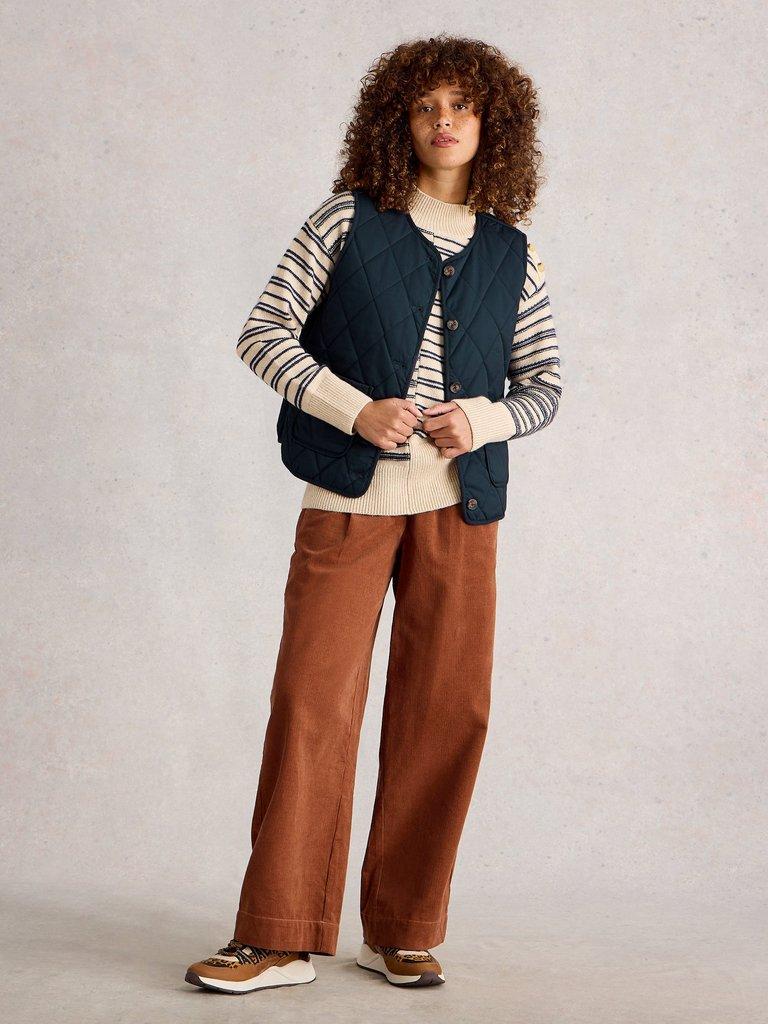 Emily Quilted Gilet in DARK NAVY - MODEL FRONT