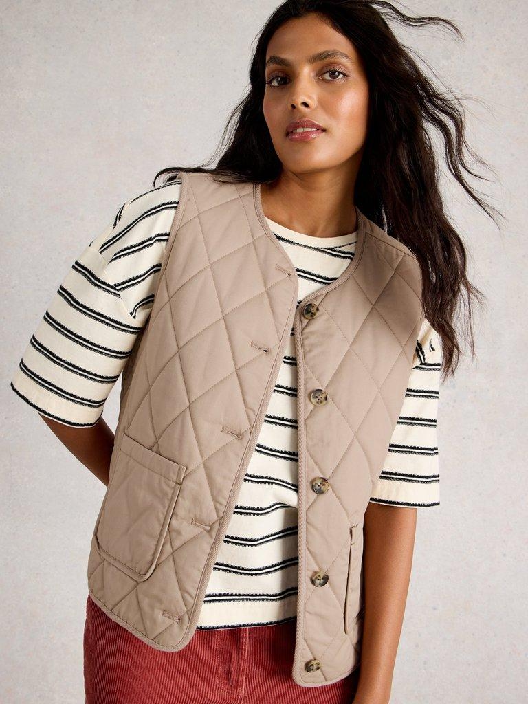 Emily Quilted Gilet in LGT NAT - MODEL DETAIL