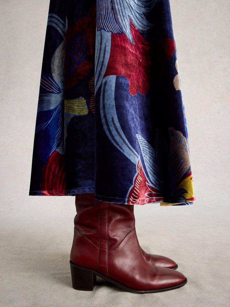 Hope Bias Cut Velvet Skirt in NAVY MULTI - MODEL DETAIL