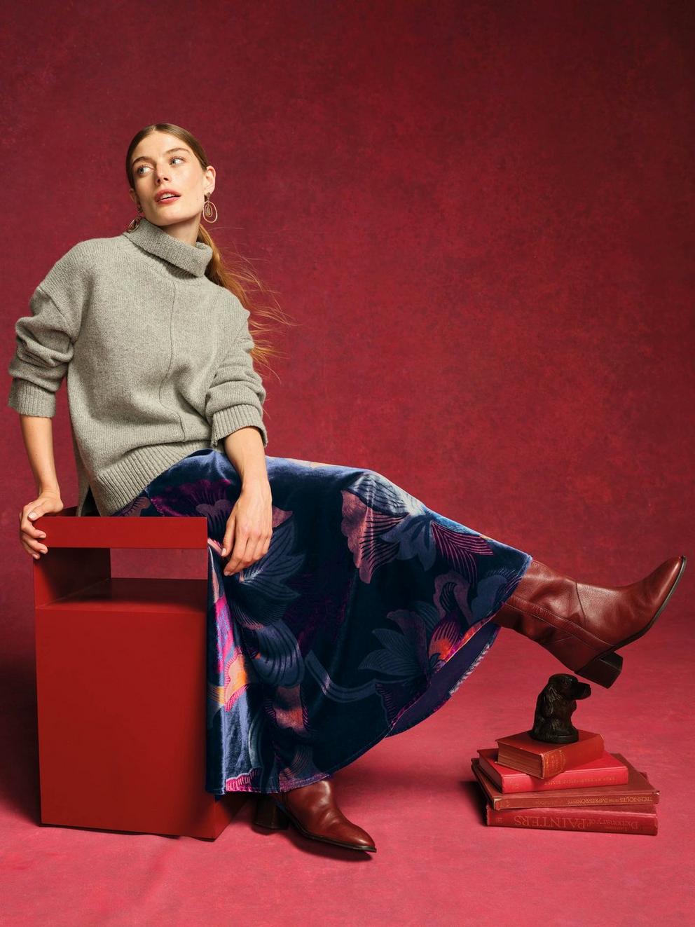 Hope Bias Cut Velvet Skirt in NAVY MULTI - MIXED