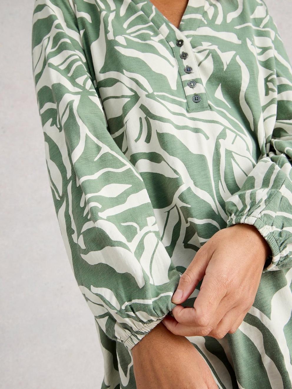 PHOEBE TUNIC in GREEN PR - MODEL DETAIL