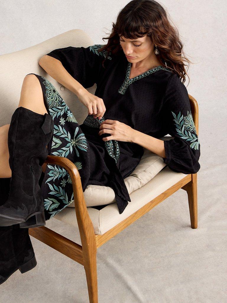Evie Embroidered Dress in BLK MLT - LIFESTYLE