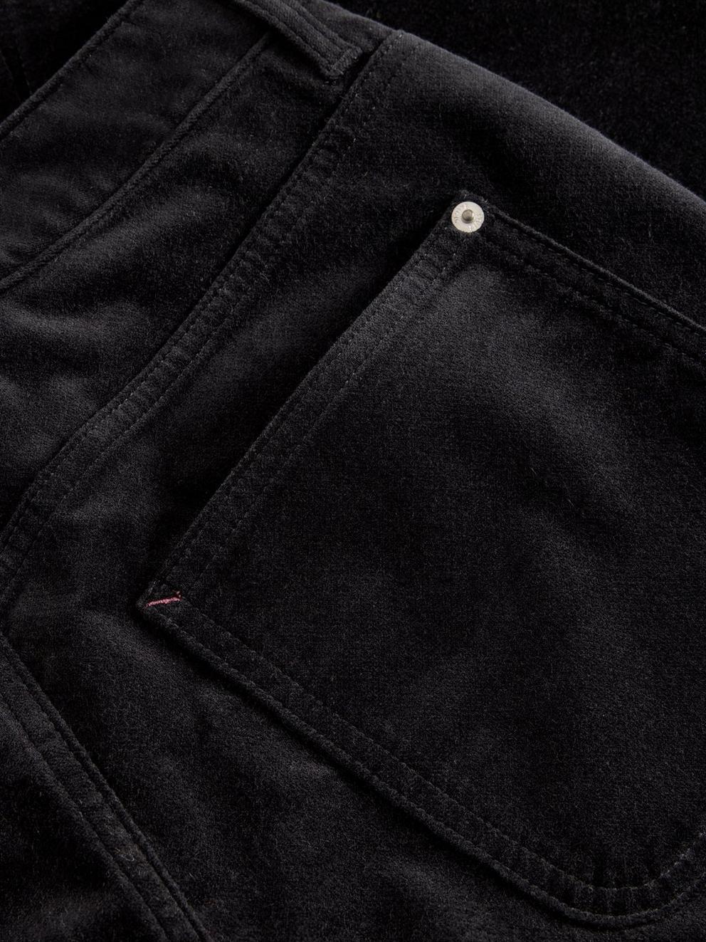 Tia Velvet Wide Leg Crop in PURE BLK - FLAT DETAIL