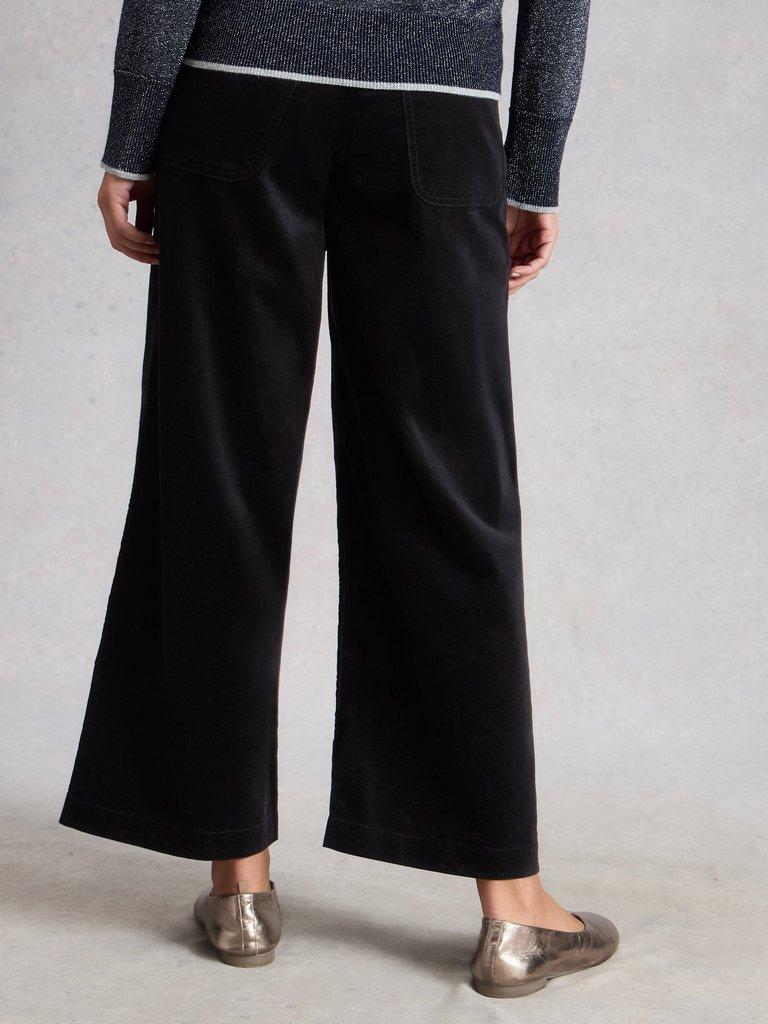 Tia Velvet Wide Leg Crop in PURE BLK - MODEL BACK