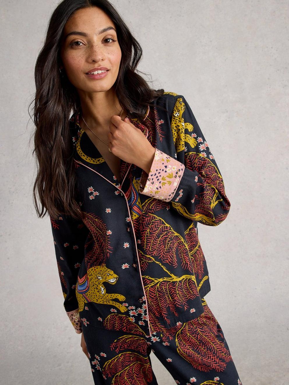 NINA ORGANIC PJ LONG SLEEVE SHIRT in BLK MLT - MODEL DETAIL