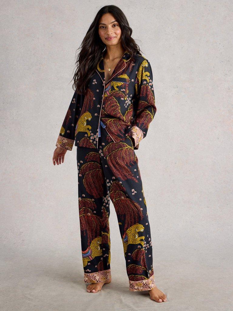 NINA ORGANIC PJ LONG SLEEVE SHIRT in BLK MLT - MODEL FRONT