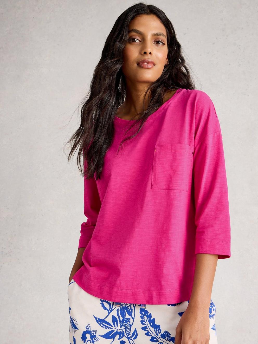 MIA BOXY TEE in BRT PINK - LIFESTYLE