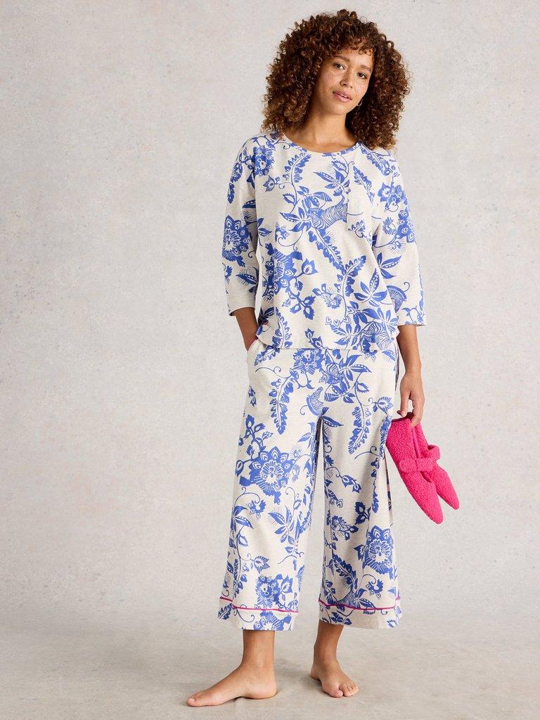 MIA PRINTED BOXY TEE in NAT MLT - MODEL FRONT