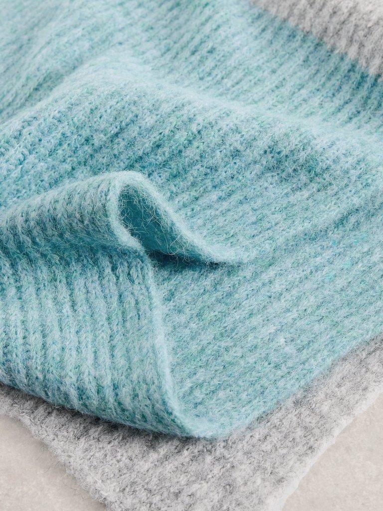 Colourblock Knitted Scarf in BLUE MLT - FLAT DETAIL