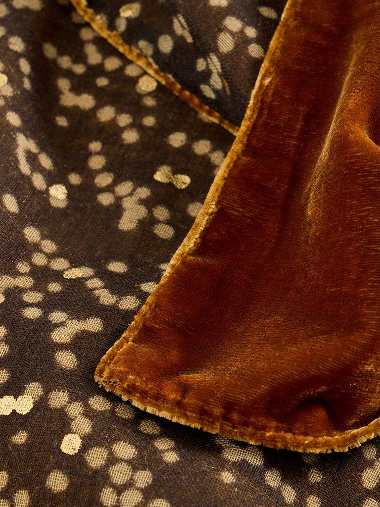 Velvet Print Scarf in CHART PR - FLAT DETAIL