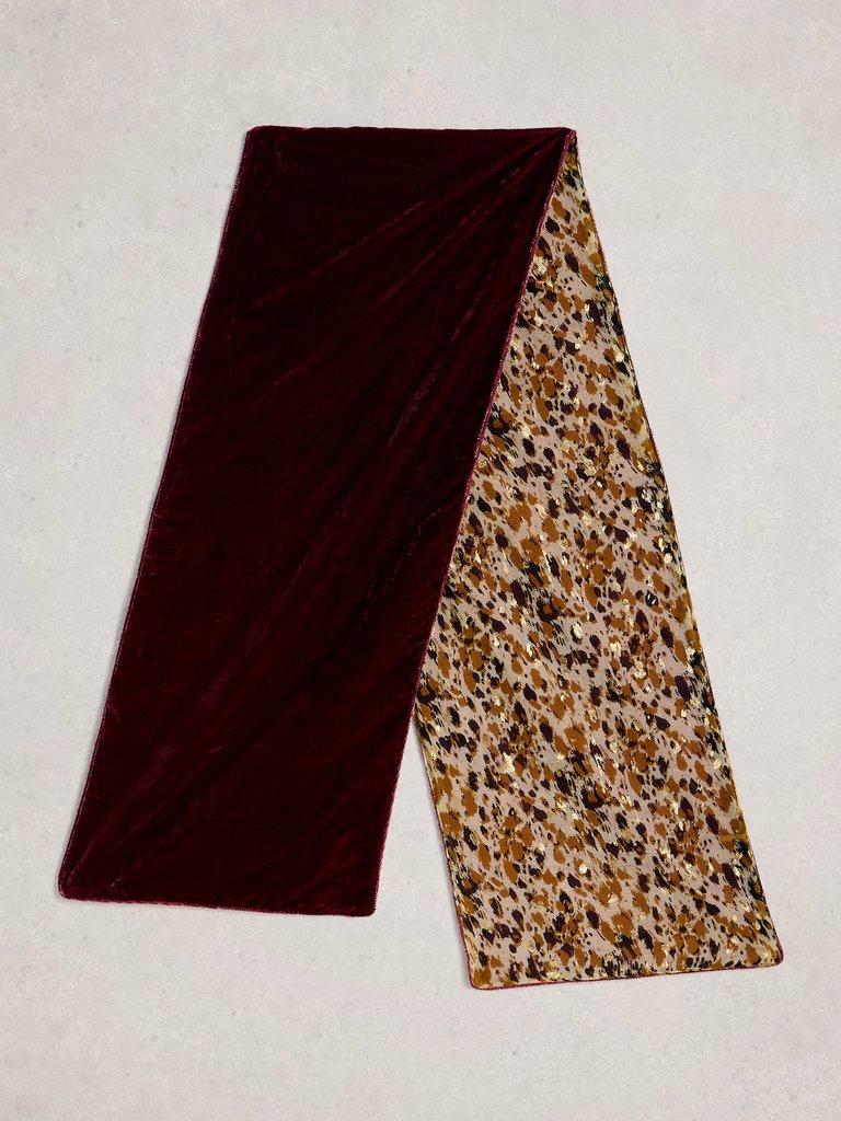 Velvet Print Scarf in PLUM PR - FLAT BACK